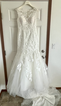Pronovias Emerald