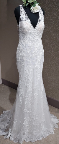 Pronovias Eos